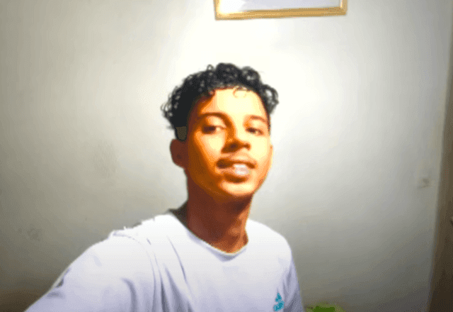 Jovem é internado em estado grave após comer bolinho de mandioca em SP; polícia investiga possível envenenamento Jovem é internado em estado grave após comer bolinho de mandioca em SP; polícia investiga possível envenenamento