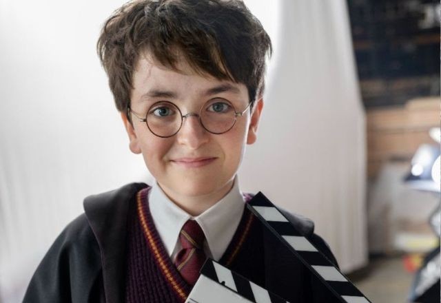 Imagem da noticia Harry Potter: HBO divulga primeira foto de Dominic McLaughlin como o bruxinho da nova série