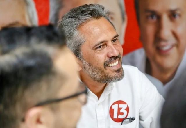 Imagem da noticia CE: Elmano de Freitas é eleito governador em 1º turno