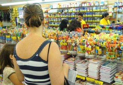 Materiais escolares devem ficar até 30% mais caros em 2022 Materiais escolares devem ficar até 30% mais caros em 2022