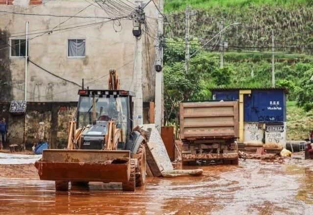 Sobe para 26 o número de mortos pelas fortes chuvas em Minas Gerais Sobe para 26 o número de mortos pelas fortes chuvas em Minas Gerais