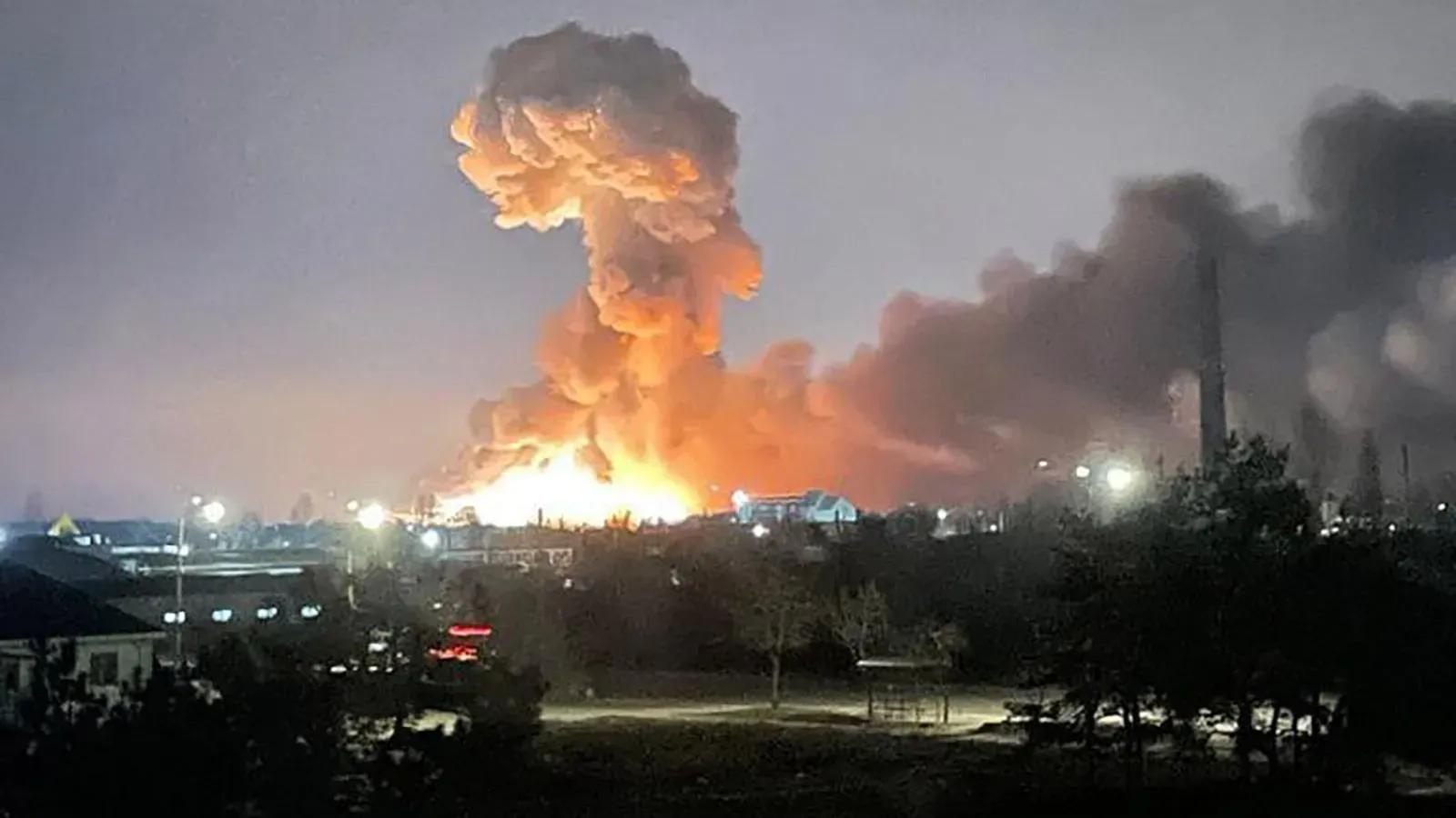 Poder Expresso: Rússia e Ucrânia intensificam bombardeios; Zelensky ordena desligamento da rede elétrica Poder Expresso: Rússia e Ucrânia intensificam bombardeios; Zelensky ordena desligamento da rede elétrica