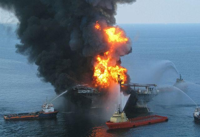 Imagem da noticia Golfo do México: resíduos de petróleo continuam no mar após 10 anos