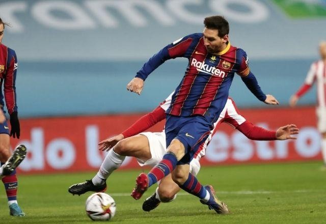 Imagem da noticia Aeroporto da Argentina sofre ameaça de bomba horas antes do voo de Messi