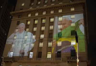 Prefeitura de SP recebe projeção em homenagem ao Papa Francisco Prefeitura de SP recebe projeção em homenagem ao Papa Francisco