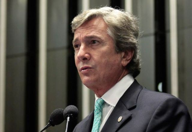 Imagem da noticia Fernando Collor cumprirá prisão domiciliar em Maceió, diz defesa