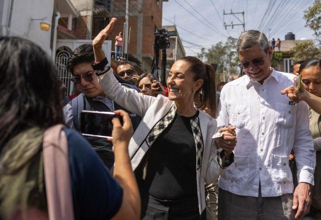Com 25% das urnas apuradas, Claudia Sheinbaum lidera corrida presidencial no México Com 25% das urnas apuradas, Claudia Sheinbaum lidera corrida presidencial no México