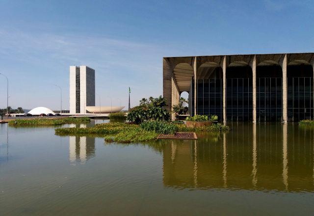 Imagem da noticia Esplanada de Lula vai ficar pequena para tantos nomes