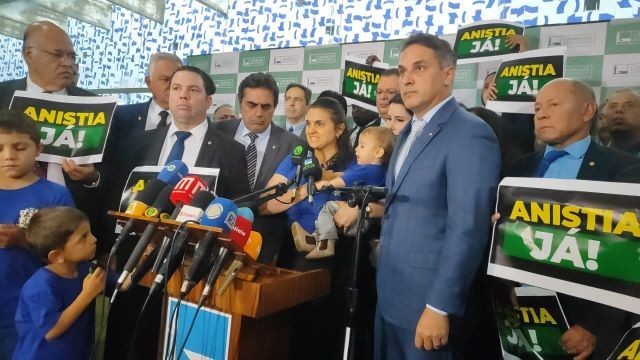 Imagem da noticia Deputado da oposição tem esperança que PL da Anistia seja pautado na Câmara