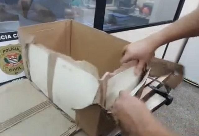 Imagem da noticia Tráfico de cocaína no papelão: turcos são presos com caixas criminosas
