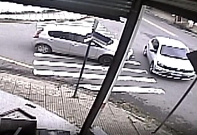 Imagem da noticia Criminosos atiram mais de 30 vezes contra homem no RJ