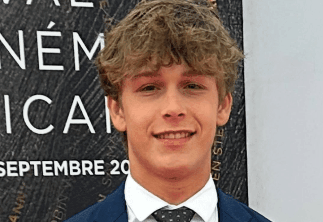 Morre Hudson Meek, ator de "Baby Driver", aos 16 anos Morre Hudson Meek, ator de "Baby Driver", aos 16 anos