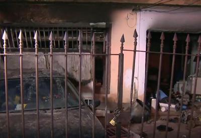 Idosa, bebê e jovem da mesma família são salvas de incêndio na zona norte de SP Idosa, bebê e jovem da mesma família são salvas de incêndio na zona norte de SP
