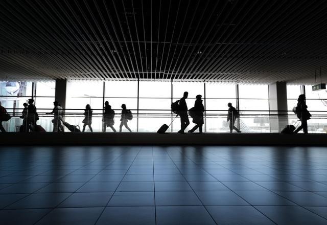 Imagem da noticia OMS faz apelo para que viajantes usem máscara