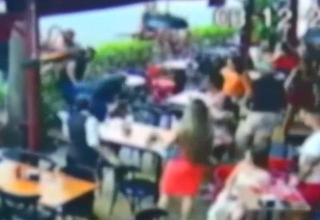Imagem da noticia SP: Novo vídeo mostra ataque antes de depredação a bar tradicional