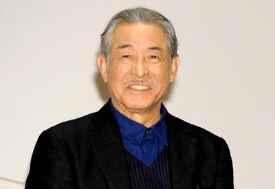 Morre Issey Miyake, estilista que vestiu Steve Jobs com gola alta Morre Issey Miyake, estilista que vestiu Steve Jobs com gola alta