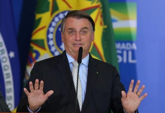 Imagem da noticia Relembre as falas de Bolsonaro sobre a Covid-19 e vacinação