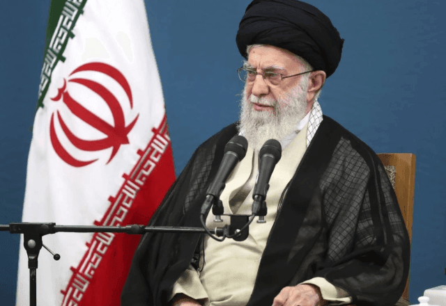 Imagem da noticia Ali Khamenei declara vitória sobre Israel na primeira aparição pública desde início de cessar-fogo