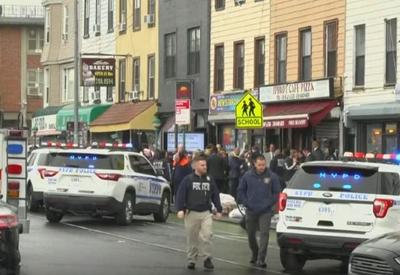 Suspeito de abrir fogo em metrô de Nova York está foragido Suspeito de abrir fogo em metrô de Nova York está foragido