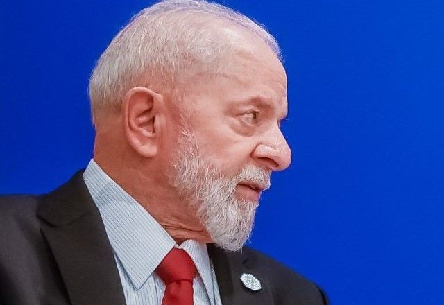 Imagem da noticia Revisão de gastos: Lula faz reunião com ministros de orçamento e área econômica nesta segunda (17)