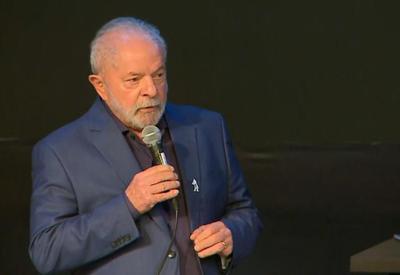 Lula decide adiar anúncio do novo arcabouço fiscal para abril Lula decide adiar anúncio do novo arcabouço fiscal para abril