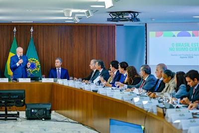 Eleições: Lula dá liberdade para ministros escolherem candidatos, mas 'sem atacar adversários' Eleições: Lula dá liberdade para ministros escolherem candidatos, mas 'sem atacar adversários'