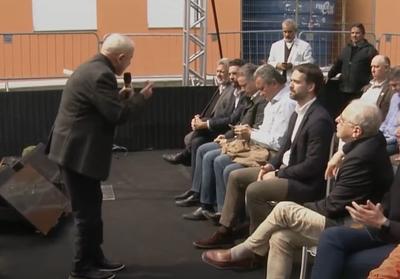 Lula e Leite trocam farpas durante evento do governo federal em Porto Alegre Lula e Leite trocam farpas durante evento do governo federal em Porto Alegre