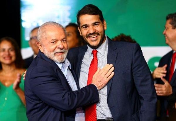 Imagem da notícia: Aliados esperam encontro de Messias com Lula antes de viagem aos Estados Unidos