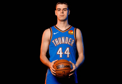 Campeão da NBA é diagnosticado com câncer testicular; entenda doença Campeão da NBA é diagnosticado com câncer testicular; entenda doença