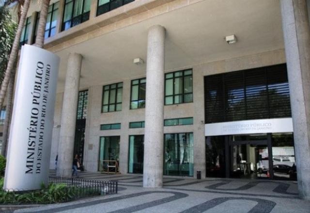 Imagem da noticia MPRJ denuncia mãe acusada de matar seus dois filhos a facadas