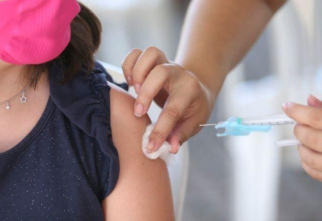 Imagem da noticia OMS alerta para retrocesso na vacinação infantil e aumento de doenças