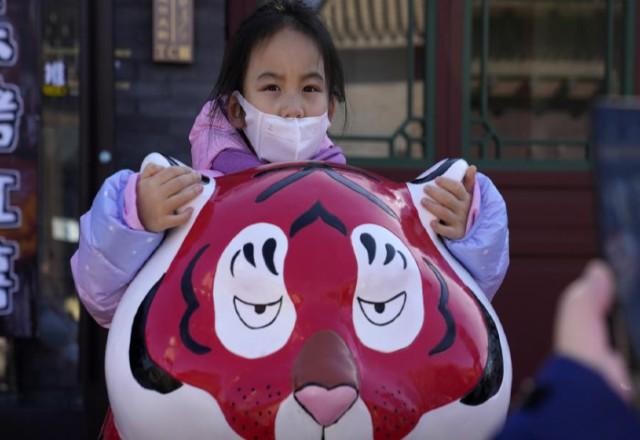 Imagem da noticia Asiáticos comemoram ano novo chinês, representado pelo Tigre