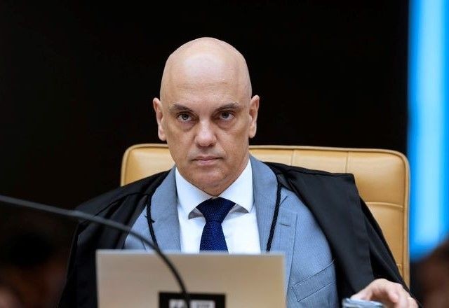 Imagem da noticia Moraes retira sigilo de relatório da Polícia Federal sobre inquérito do golpe e envia documento à PGR
