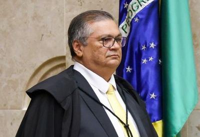 Após Magnitsky contra Moraes, Dino decide que ordens de outros países não valem sem aval do STF Após Magnitsky contra Moraes, Dino decide que ordens de outros países não valem sem aval do STF