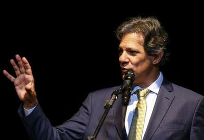 Haddad afirma que governo quer retomar presença no cenário internacional Haddad afirma que governo quer retomar presença no cenário internacional