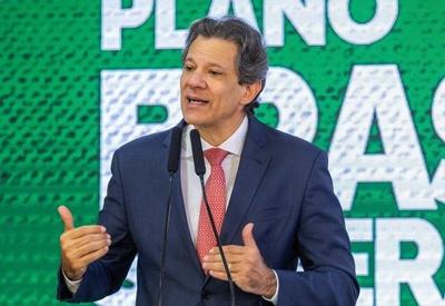 EUA querem impor ao Brasil solução constitucionalmente impossível, diz Haddad sobre tarifaço EUA querem impor ao Brasil solução constitucionalmente impossível, diz Haddad sobre tarifaço