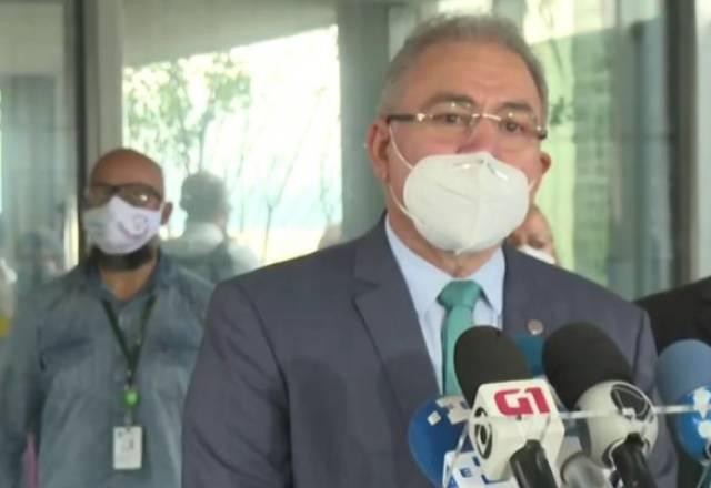 Imagem da noticia Queiroga nega compra de vacina Covaxin pelo governo e abandona entrevista