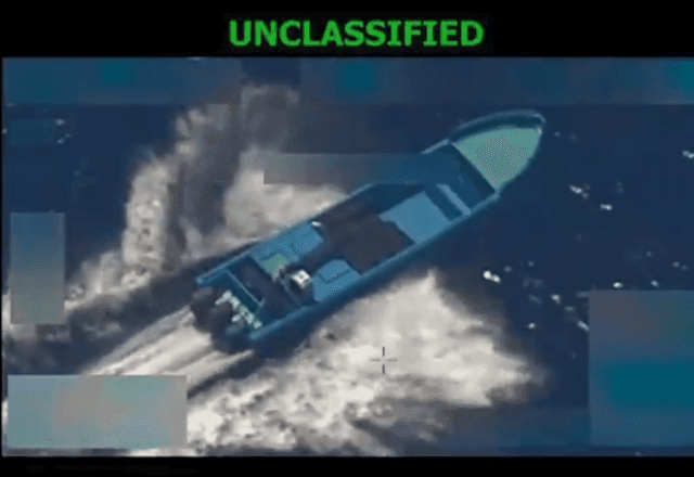 Imagem da noticia EUA bombardeiam barco que navegava próximo à costa da América do Sul