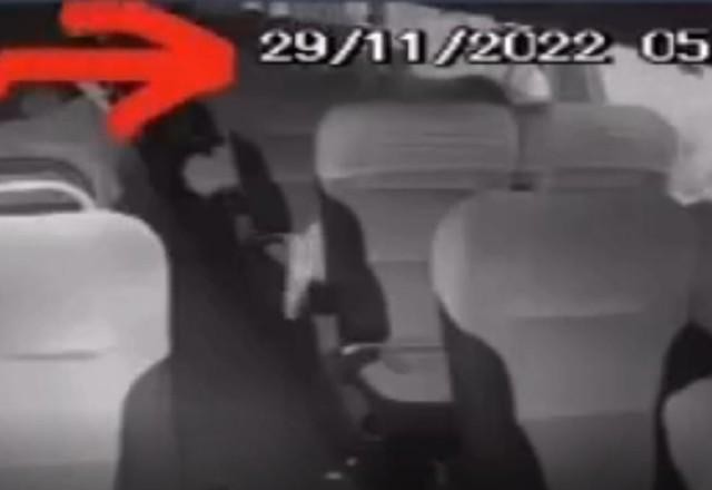 Imagem da noticia Vídeo mostra momento em que jovem tem rosto cortado em ônibus na Bahia
