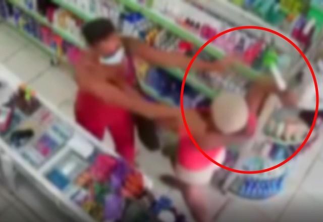 Imagem da noticia Mulher é atacada com golpes de faca em farmácia na Bahia