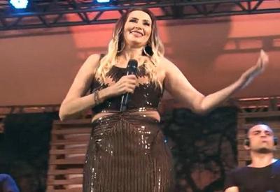 Cantora e compositora cearense Rita de Cássia morre aos 49 anos Cantora e compositora cearense Rita de Cássia morre aos 49 anos