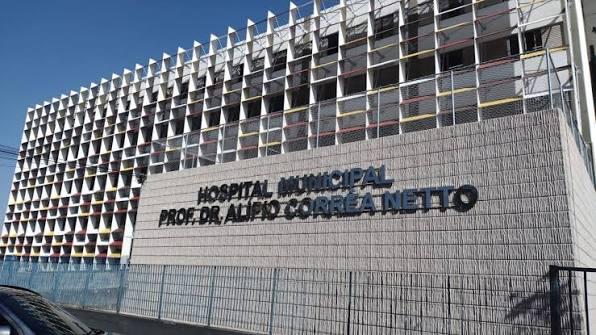 Polícia investiga morte de mulher após colonoscopia em SP Polícia investiga morte de mulher após colonoscopia em SP