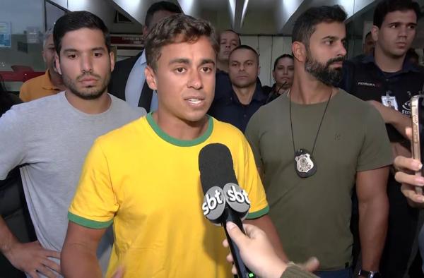 Imagem da notícia: Nikolas chama senador do PL de ‘vagabundo’, que devolve: ‘Olho no olho. Pode vir’