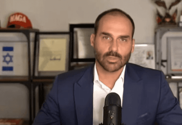 Imagem da notícia: STF prevê julgamento rápido de Eduardo e defesa da soberania