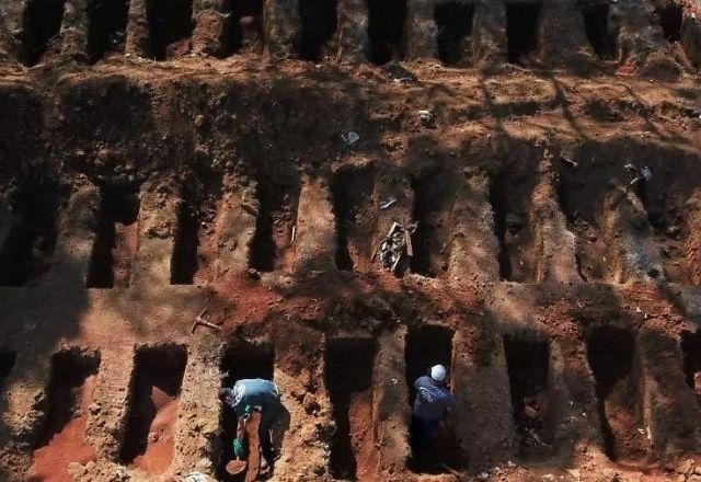 Imagem da noticia Covid-19 é responsável por um terço das mortes registradas em cartório no país