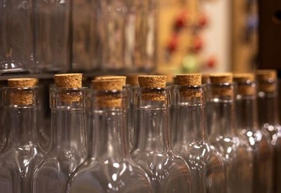 PF e Ministério da Agricultura fiscalizam indústrias de bebidas em MG, SC e SP PF e Ministério da Agricultura fiscalizam indústrias de bebidas em MG, SC e SP