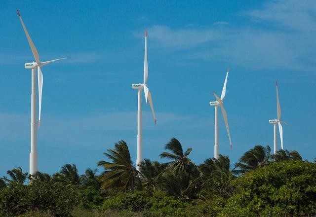 Imagem da noticia Geração de energia eólica e solar bate recorde em meio à crise hídrica