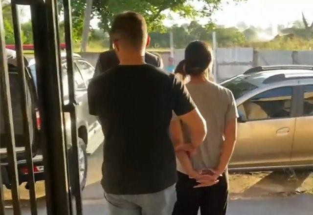 Imagem da noticia Filha manda matar pai e irmão por herança no interior de SP