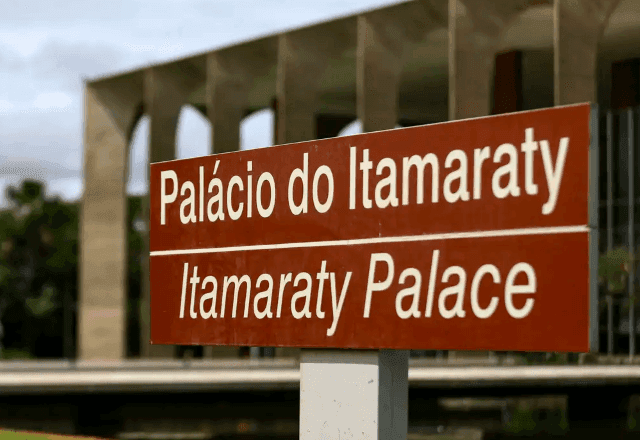 Itamaraty convoca novamente encarregado da Embaixada dos EUA após post com ameaças a ministros do STF Itamaraty convoca novamente encarregado da Embaixada dos EUA após post com ameaças a ministros do STF