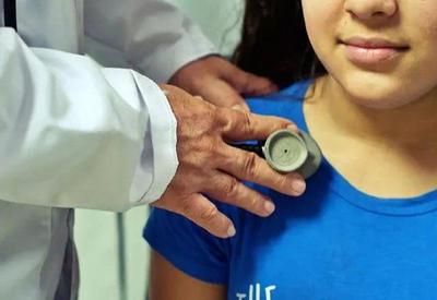 Pesquisa indica sintomas de covid longa em jovens de zero a 14 anos Pesquisa indica sintomas de covid longa em jovens de zero a 14 anos